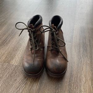 Jeffrey Campbell Lace-Up Brown Boots Size 9